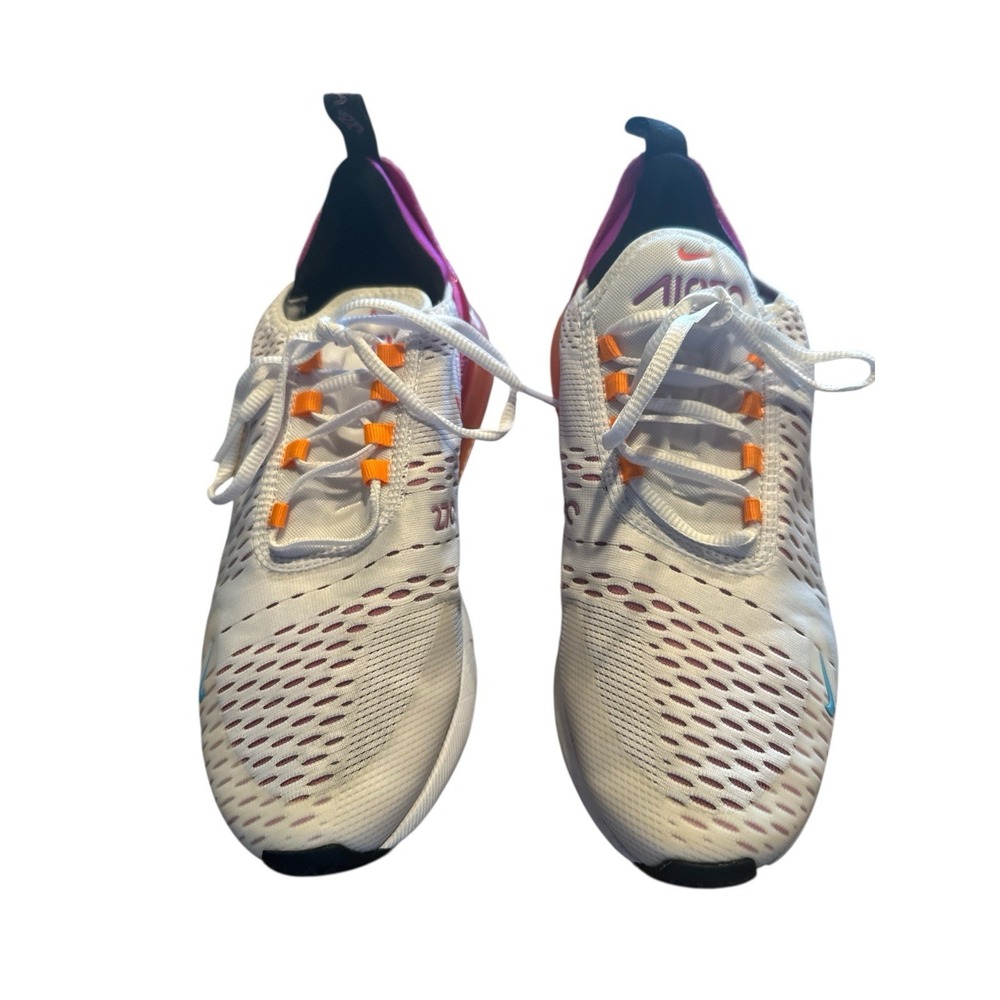 Nike Air Max 270 Woman's Size 10 White Crimson Running Athletic Shoes Versatile